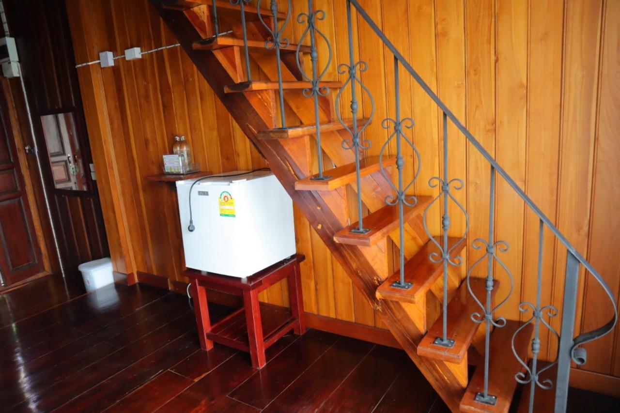 Srisanor Boutique Hotel 班武里府 外观 照片